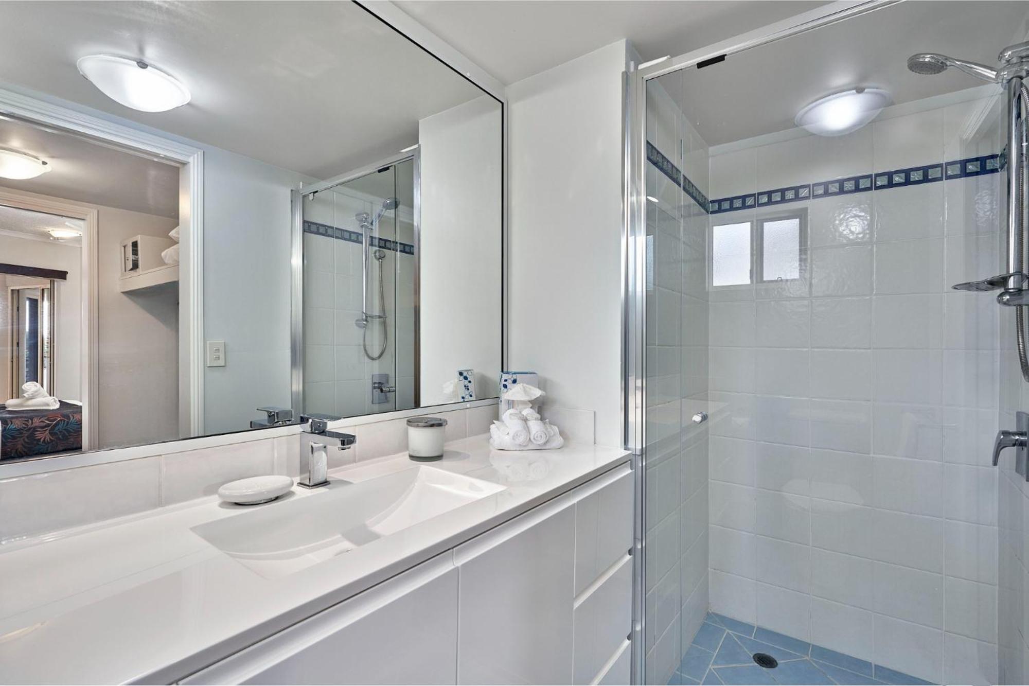 North Cove Waterfront Suites Cairns Exteriér fotografie